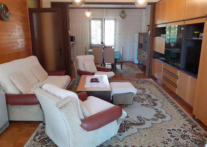 One-bedroom In Viii