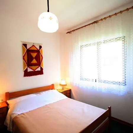 One-bedroom In Viii Apartment