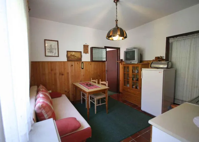 One-bedroom In Viii *