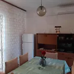 One-bedroom In Viii 말린스카